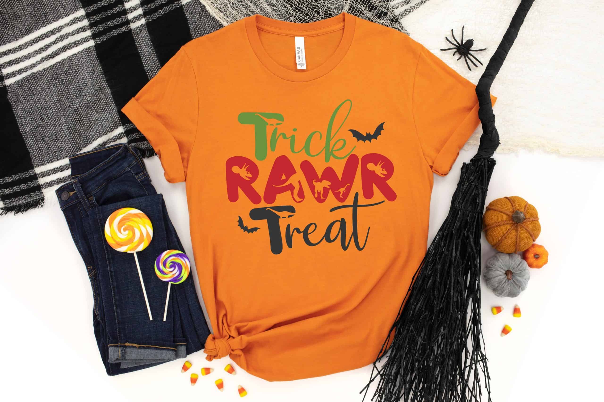 Trick RAWR Treat Shirt,Halloween Shirt,Halloween Party, Halloween T-shirt,Hocus Pocus Shirt,Halloween Funny Tee,Halloween Dinosaur Shirt